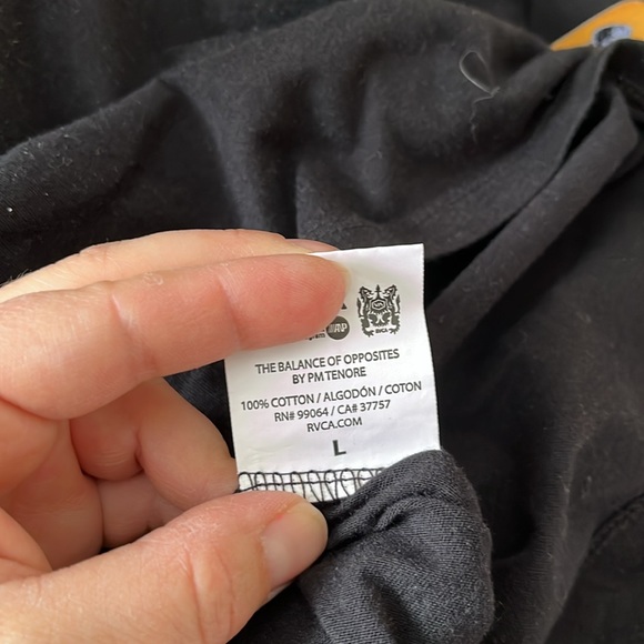 NWT RVCA Cropped Tank - Picture 5 of 8